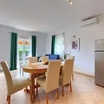 Mir By Interhome * Vosteni