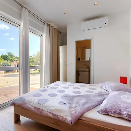Lejlighed Mir By Interhome *
