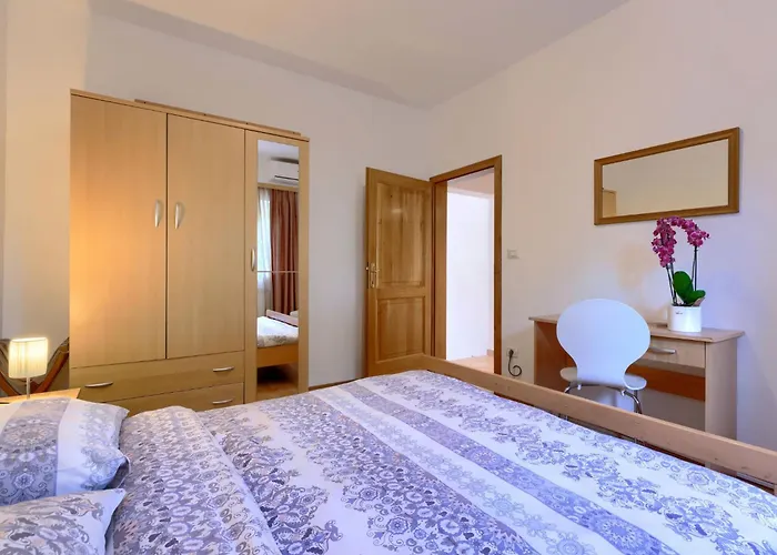 Mir By Interhome Apartman *