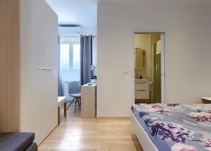 Mir By Interhome Apartman *