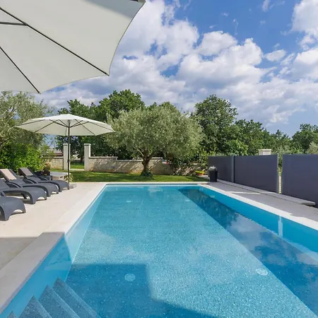 Daire Mir By Interhome Vošteni