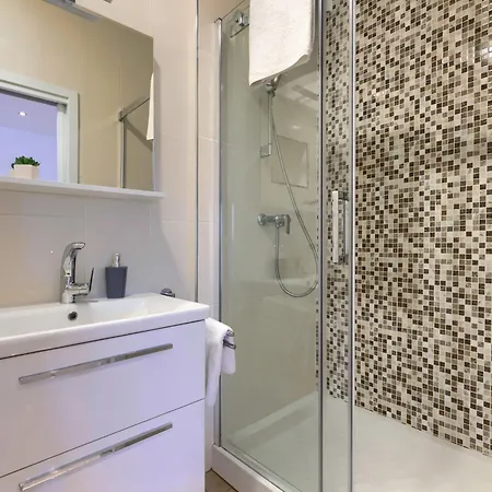 Mir By Interhome Vošteni