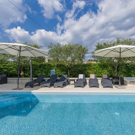 Mir By Interhome Daire