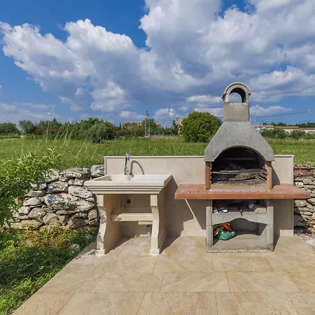 Daire Mir By Interhome Vošteni